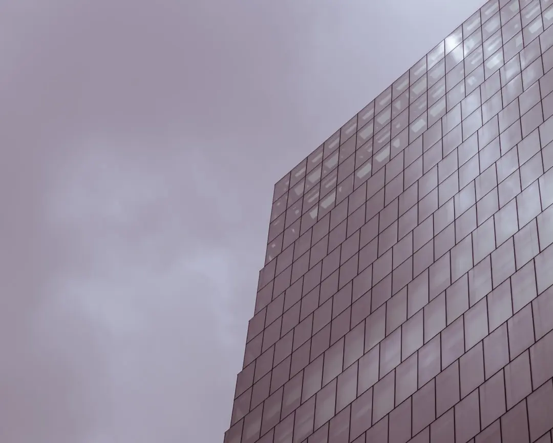 Bagaimana Menyusun CV yang Menarik Perhatian Perusahaan