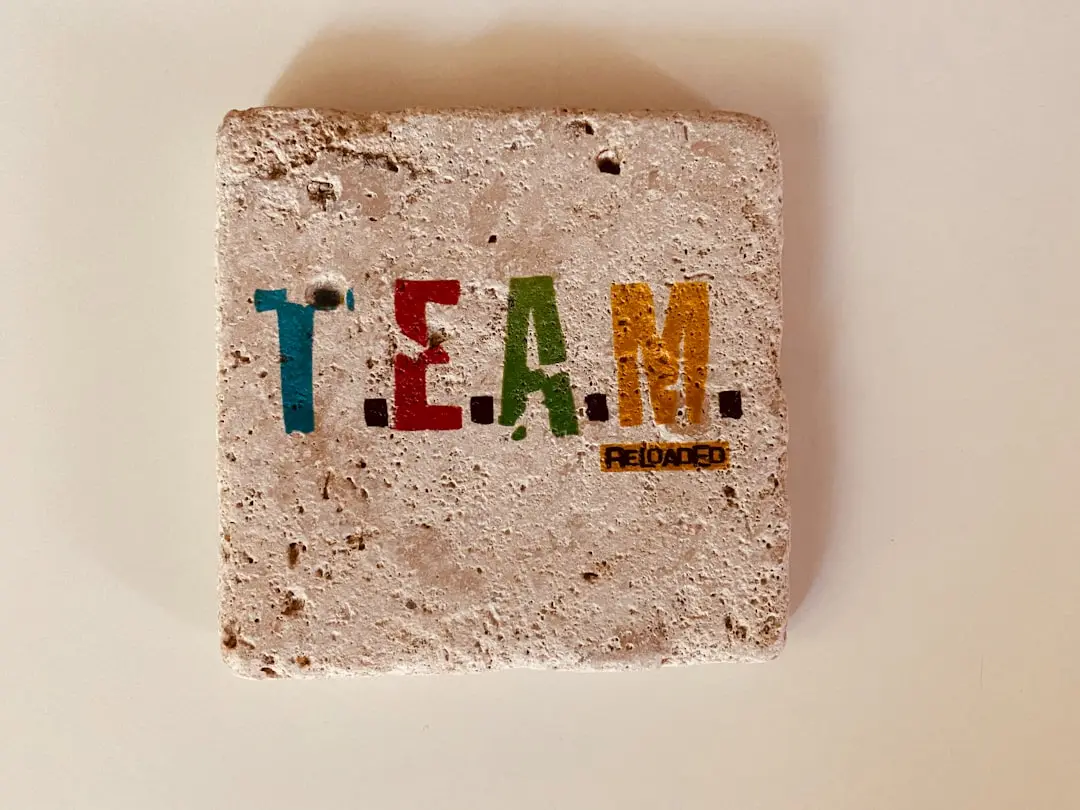 Membangun Teamwork yang Solid melalui Soft Skills