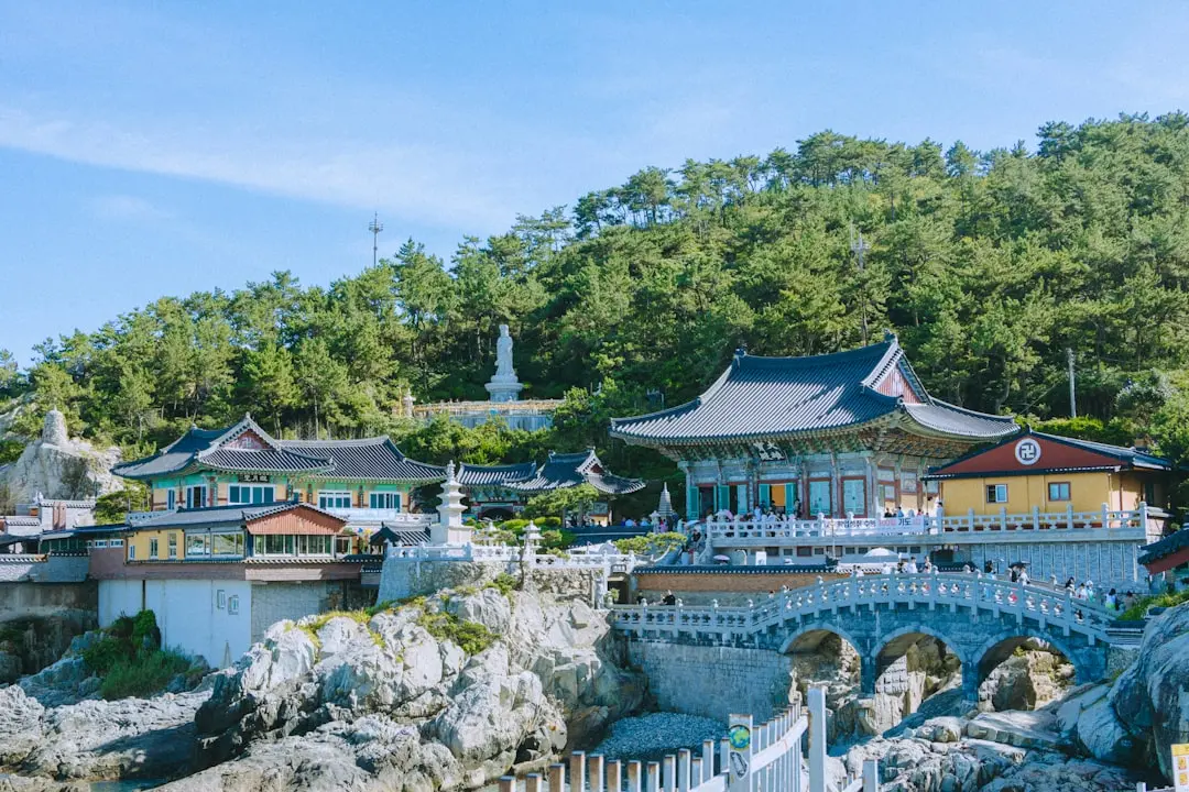 10 Tempat Wisata Unik di Korea Selatan yang Wajib Dikunjungi